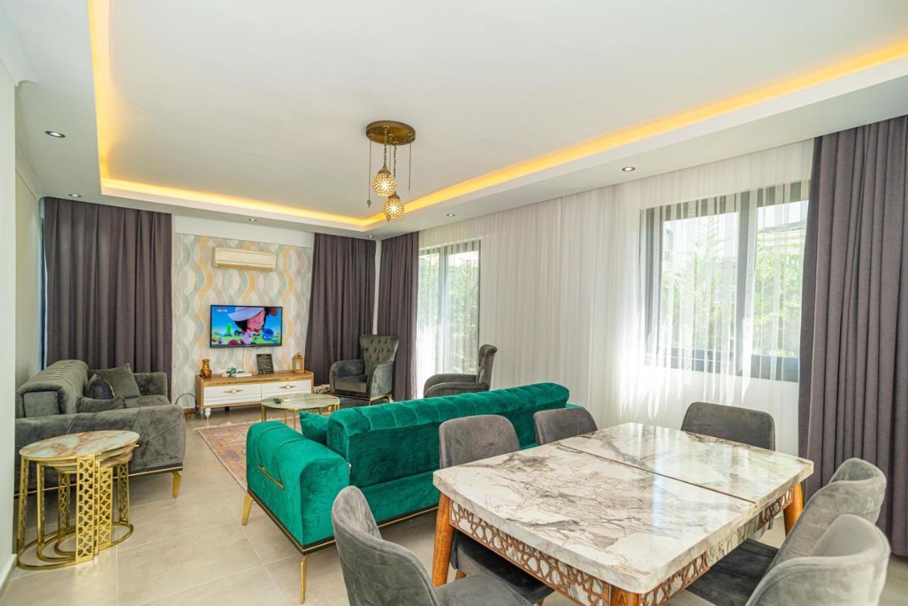 4 Bedroom Holiday Villa In Hisaroenue Oeluedeniz- Gold Rose Fethiye Exterior photo